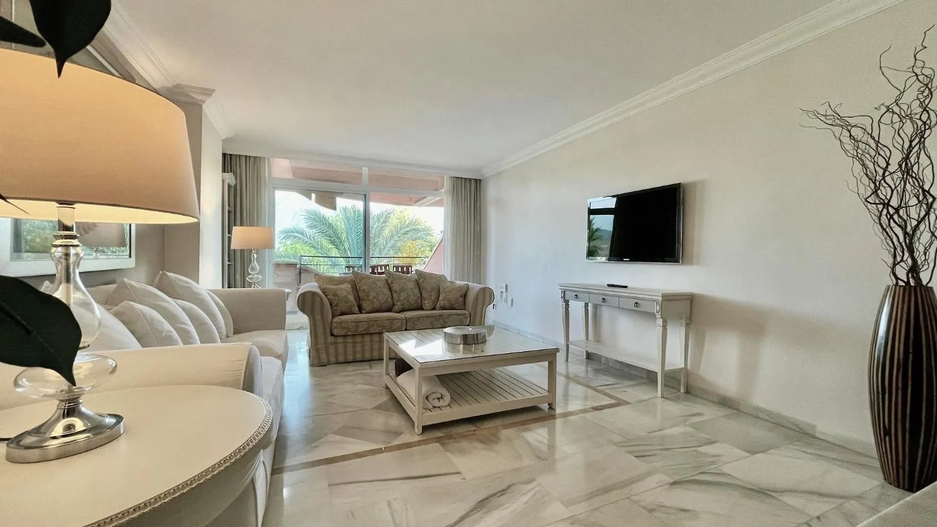 Magna Marbella - Apartamento De Lujo Y Golf En Zona De Puerto Banus 0*,  Ισπανία